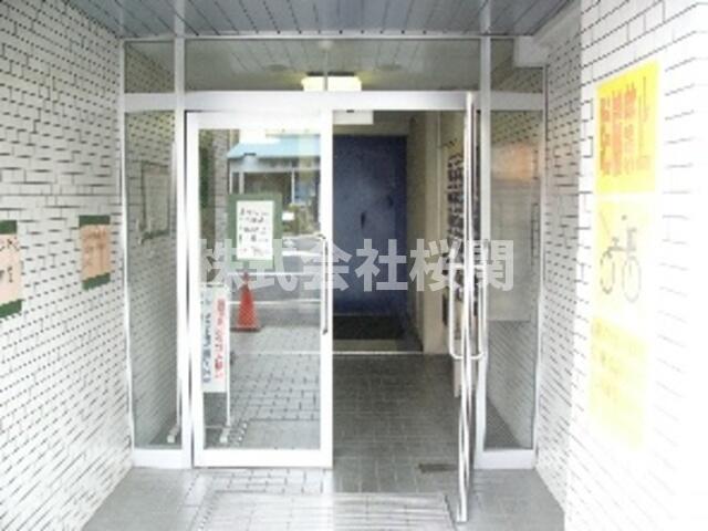 エントランス　?