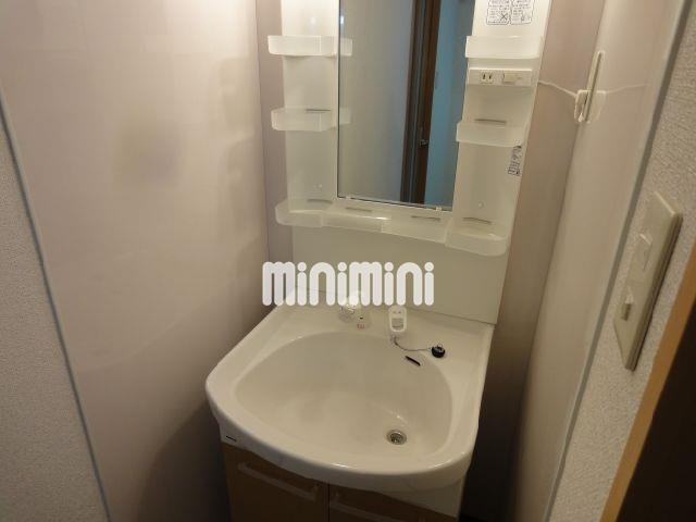 洗面設備　※同タイプのお部屋の写真です