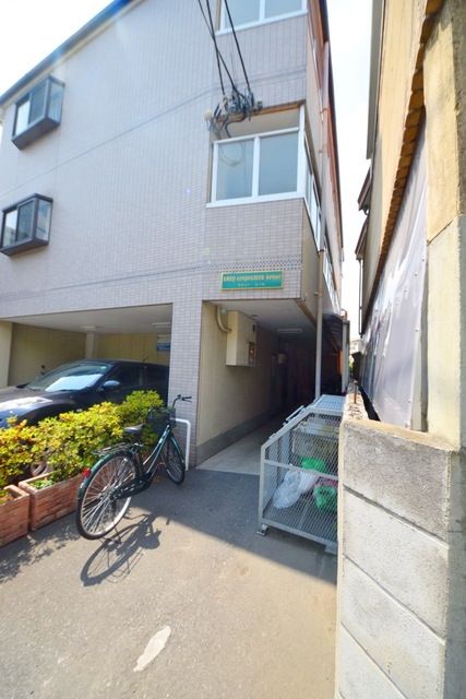 エントランス　★エントランスです、いらっしゃいませ！★
