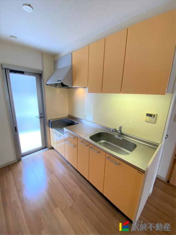 キッチン　※同建物別部屋写真
