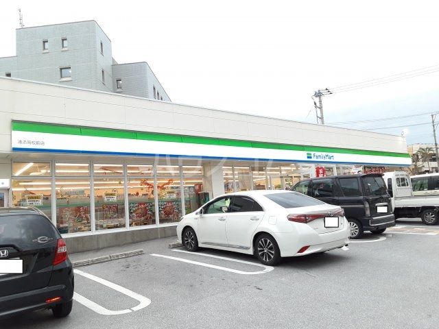 その他　ファミリーマート（その他）まで735m