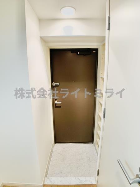 玄関　?