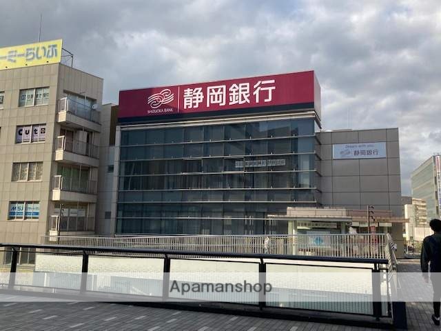 銀行　静岡銀行藤沢支店（銀行）まで403m