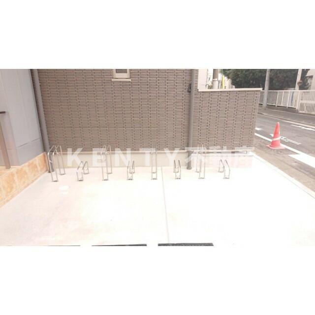 その他共有部分　自転車　先着8台