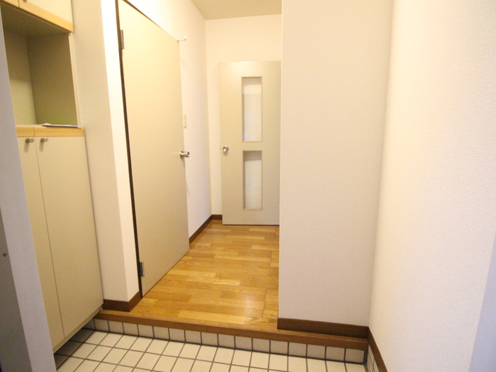 玄関　※別間取りのお写真になります。