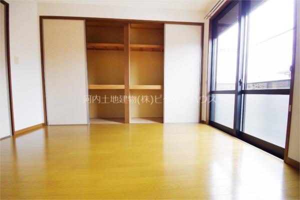 収納　類似室内
