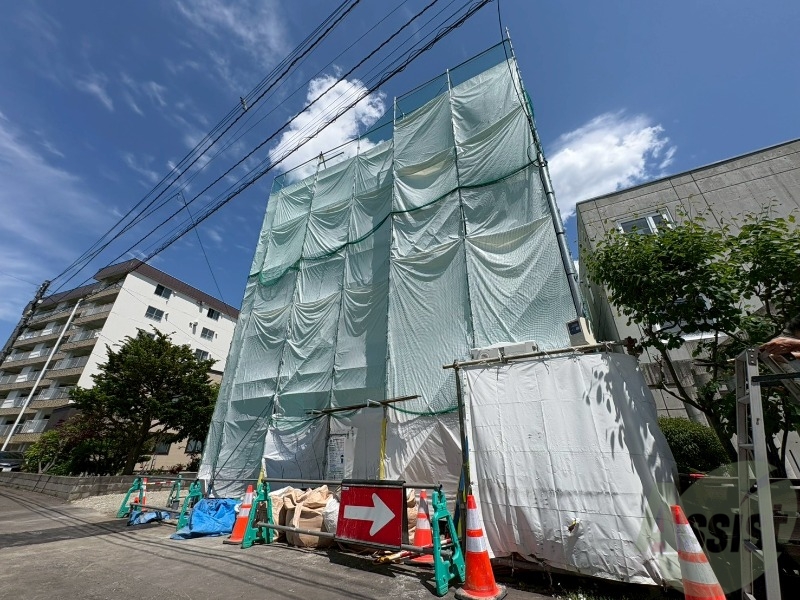 建物外観　札幌市豊平区平岸４条「アールズ・コート平岸II」