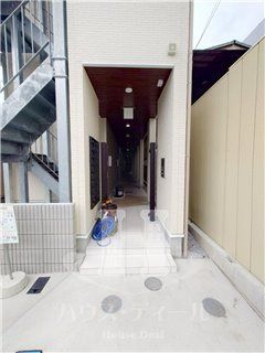 エントランス　ゆとりのあるエントランスです