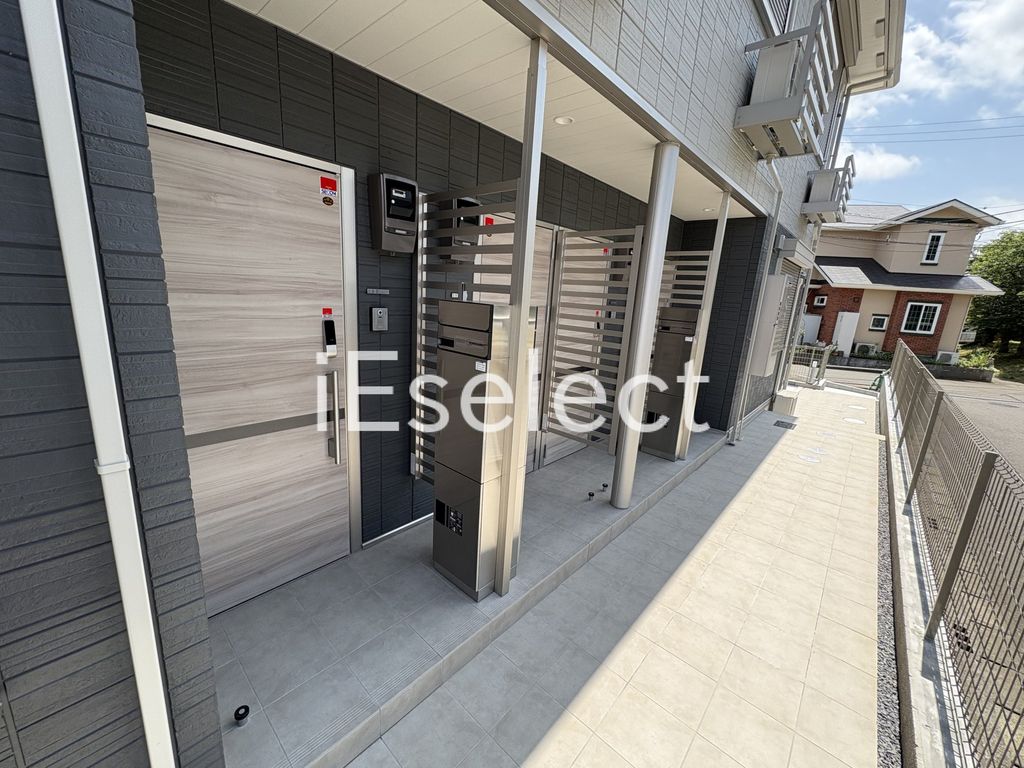 エントランス　お部屋へはこちらから。