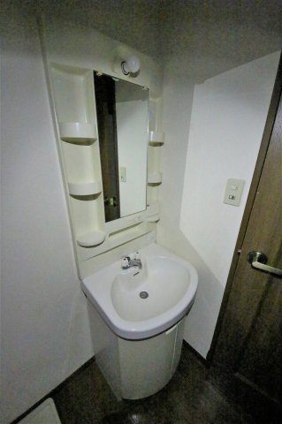 洗面設備　他号室参考写真