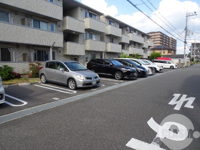 駐車場　敷地内駐車場