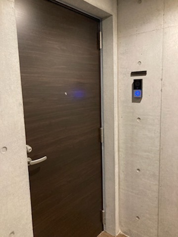 玄関　※別部屋の参考写真です。