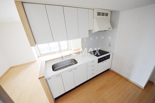 キッチン　★《見学予約受け付け中》設備充実のハイグレード賃貸マンション