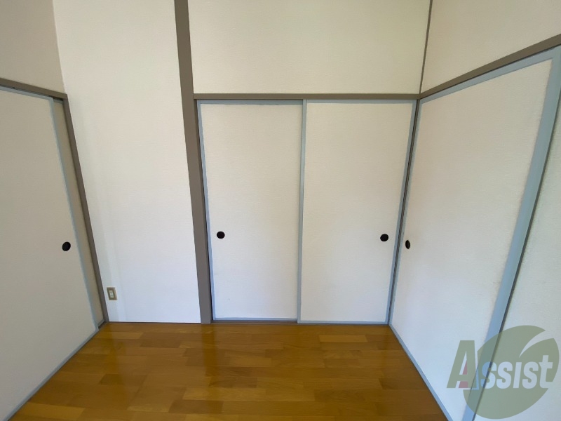 収納　こちらが収納です。荷物をたくさん入れることが出来そうです。