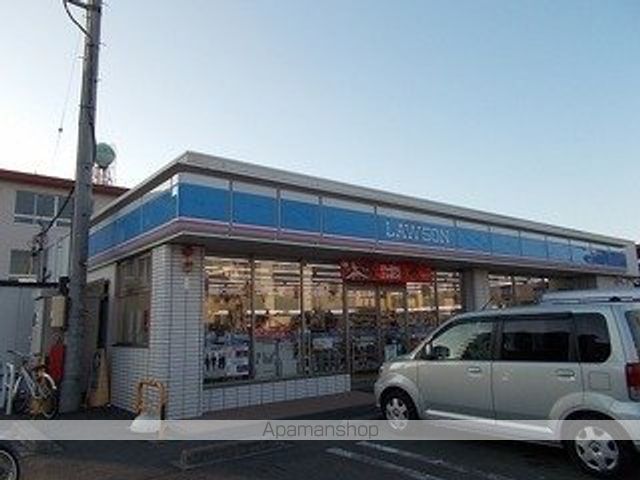 コンビニ　ローソン静岡曲金５丁目店（コンビニ）まで50m
