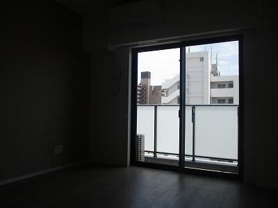 バルコニー　☆室内写真は他部屋になります。