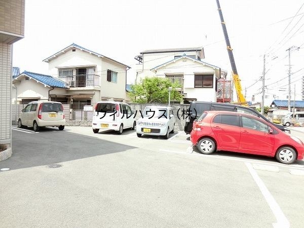 駐車場　平面駐車場！