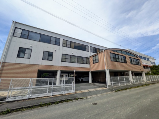 大学・短大　大川看護福祉専門学校　自転車約8分（大学・短大）まで1800m