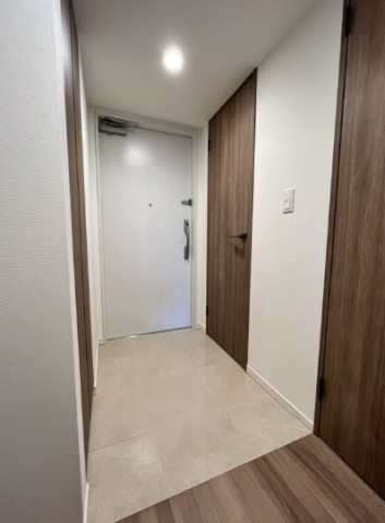 玄関　※別部屋参照