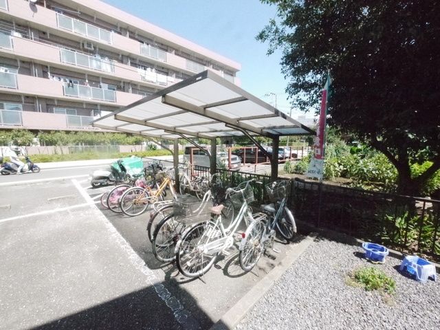 その他共有部分　★敷地内の屋根付駐輪場です！★