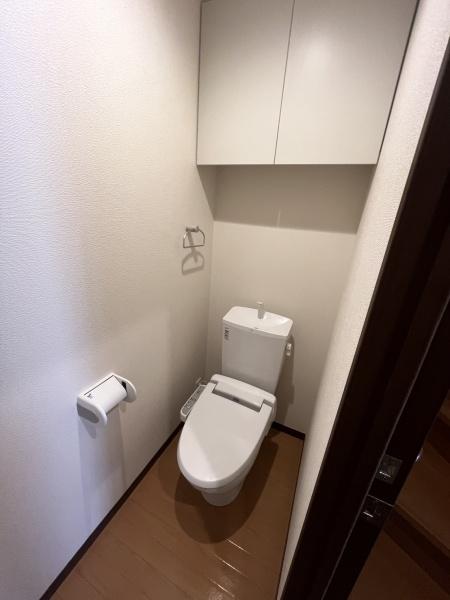 トイレ　ウォシュレット完備