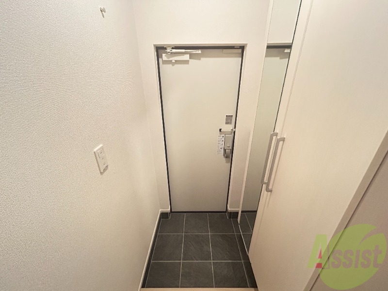 ルミエール伍番館の玄関写真