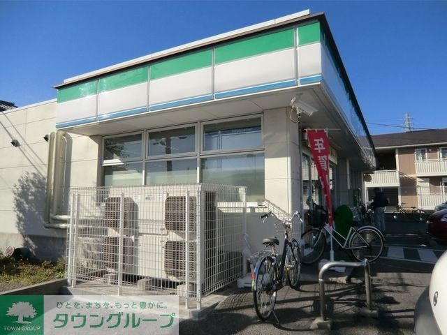 コンビニ　ファミリーマート松戸大金平店（コンビニ）まで111m