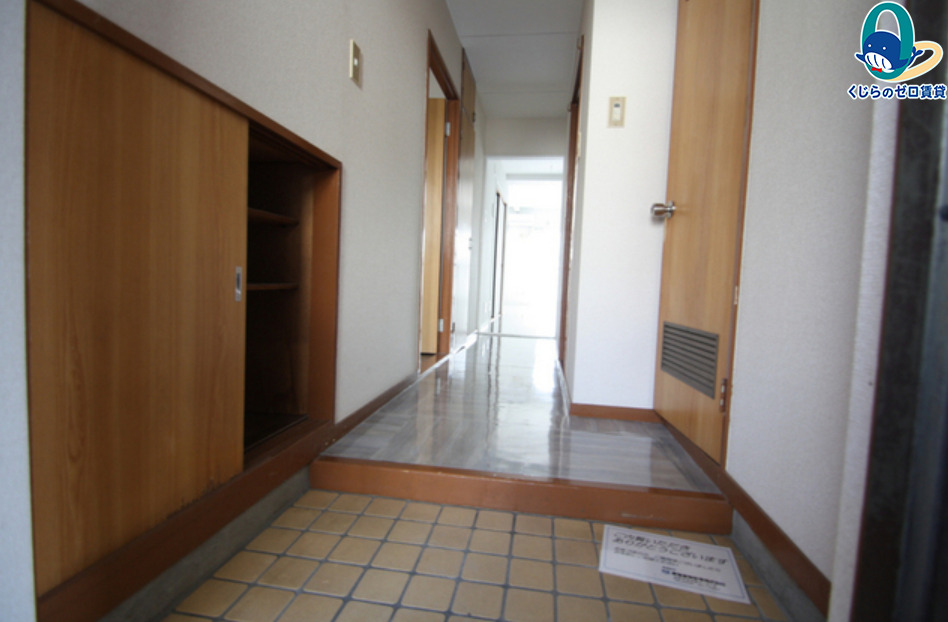 玄関　名古屋で一番初期費用の安い賃貸専門の不動産会社です(^^)
