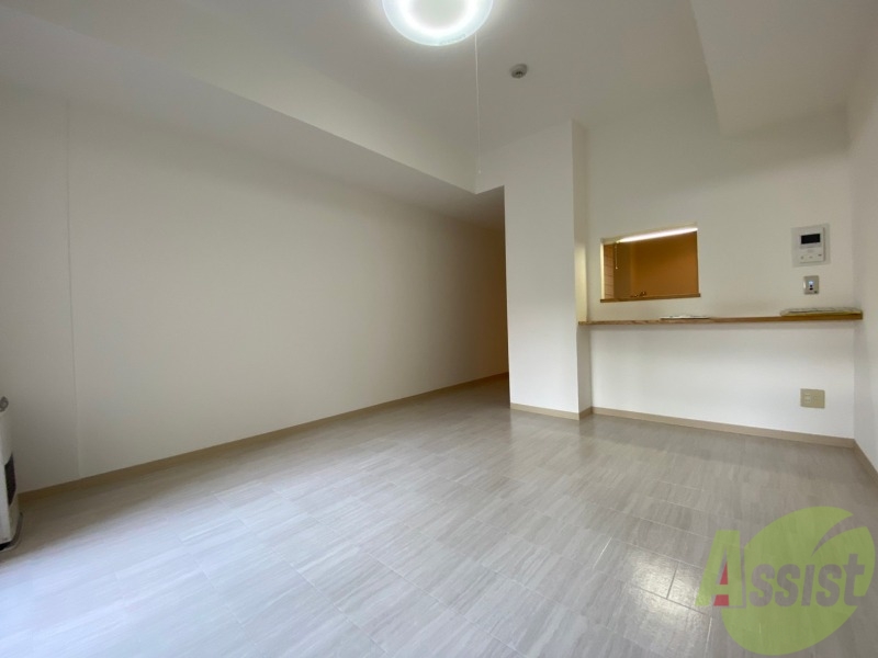 居室・リビング　広くてキレイなお部屋が広がっていて、充実した生活が送れそう。