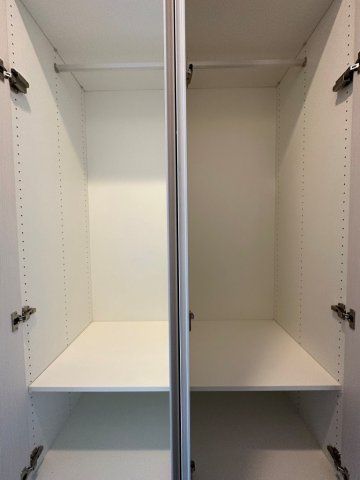 収納　写真は同タイプ住居です