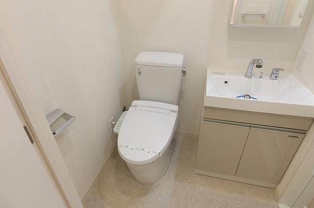 ・ALTERNAお花茶屋のトイレ写真