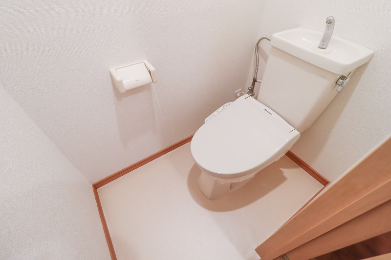 トイレ　図面と現状に相違がある場合には現状を優先