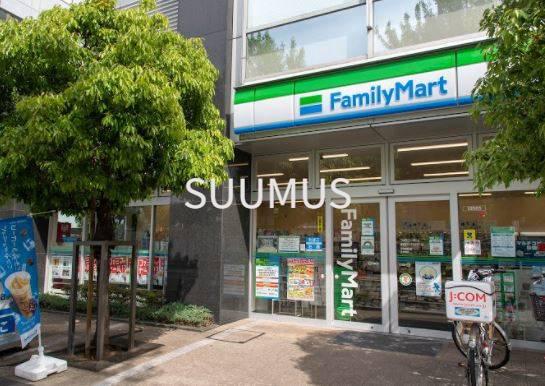 コンビニ　ファミリーマート 西新宿アトラスタワー店（コンビニ）まで860m