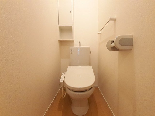トイレ　シンプルで使いやすいトイレです