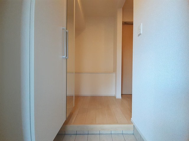 玄関　シンプルで使いやすい玄関です
