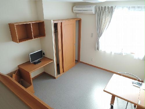 その他部屋・スペース　2階は絨毯