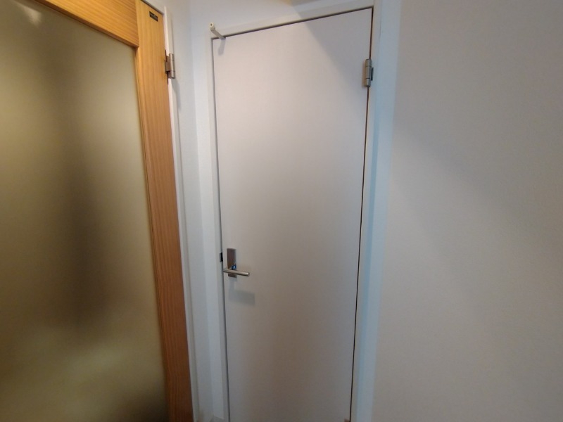 収納　寝室の収納です。部屋がすっきり片付きます。