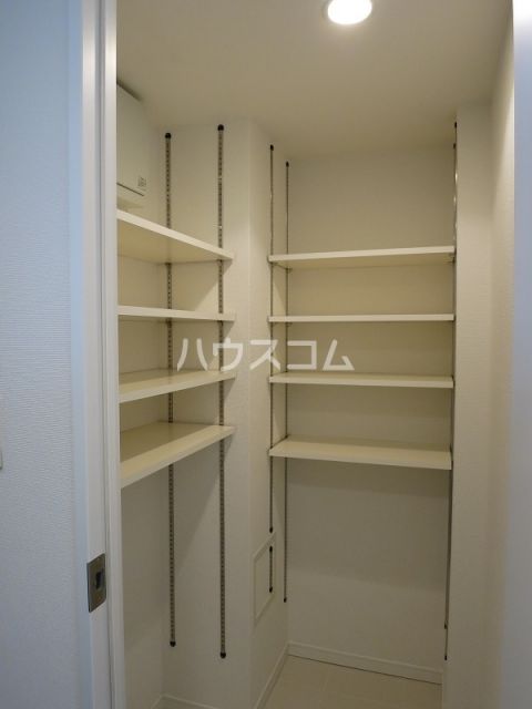 収納