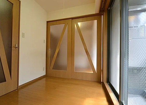 居室・リビング　別部屋の画像を使用しております。