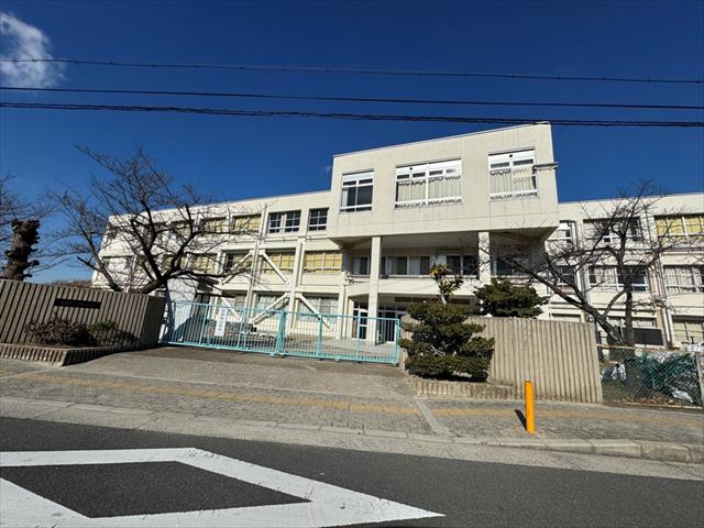 小学校　岩船小学校（小学校）まで360m