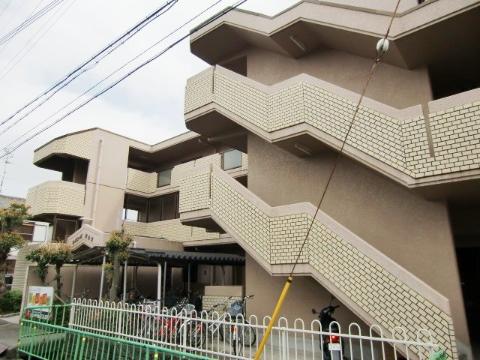 建物外観　外観写真（昼）