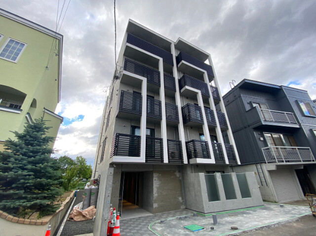 建物外観　札幌市西区琴似四条「グレイス琴似」