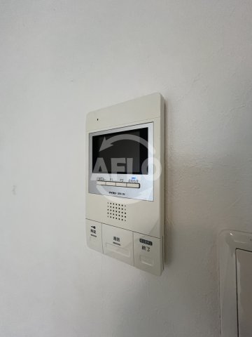 セキュリティ　ウインズコート新大阪　モニター付きインターホン