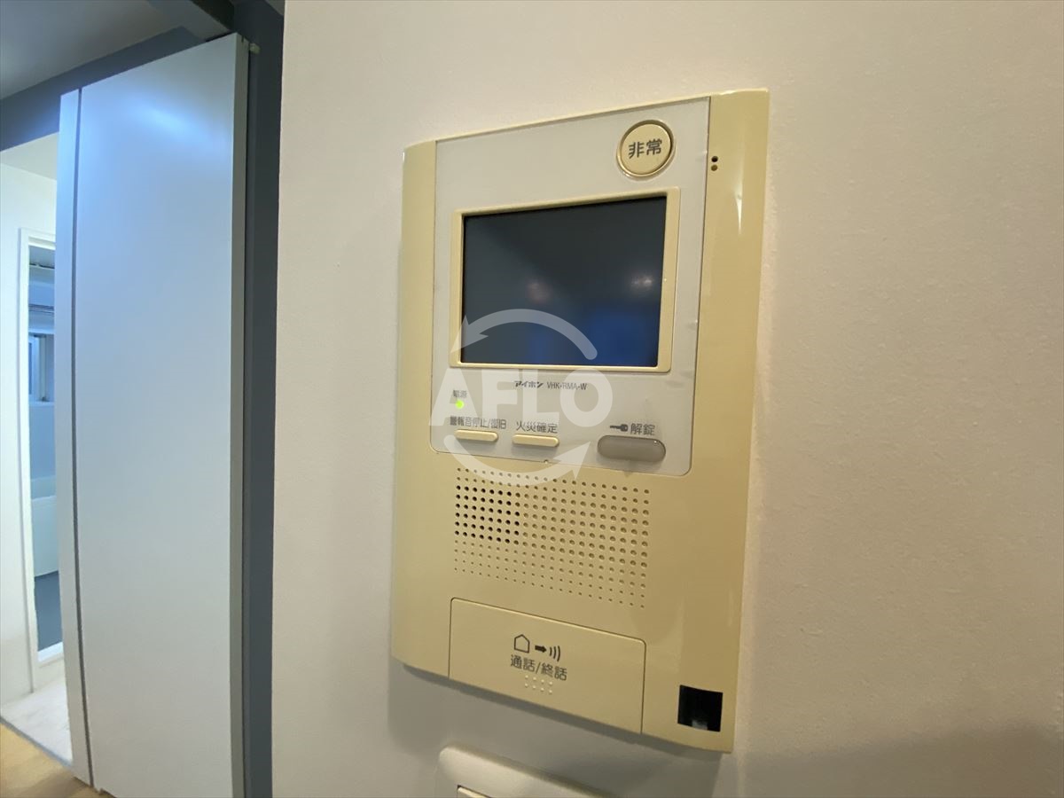 セキュリティ　アーバネックス淀屋橋　TVモニター付きインターホン