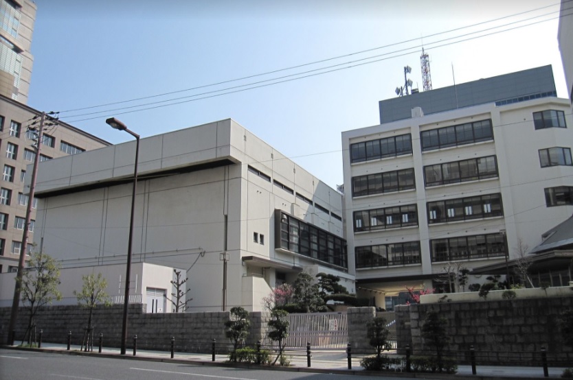 中学校　東中学校（中学校）まで1917m