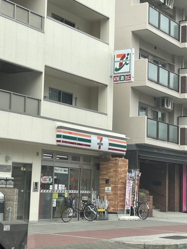 コンビニ　セブンイレブン 大阪幸町3丁目店（コンビニ）まで376m