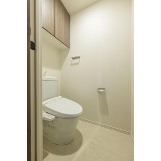 トイレ　※写真は同タイプ住戸です。