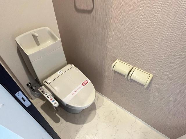 トイレ　シャワー付トイレ