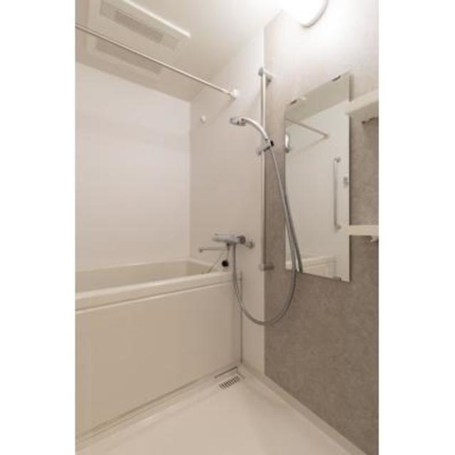 バス・シャワールーム　※写真は同タイプ住戸です。