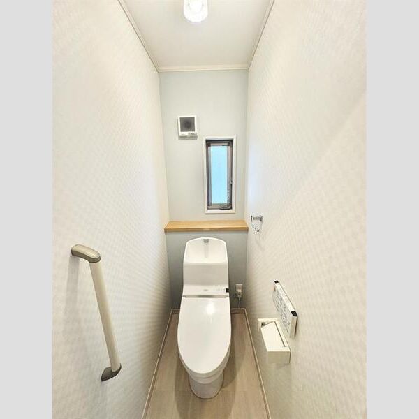 城西5丁目戸建のトイレ写真